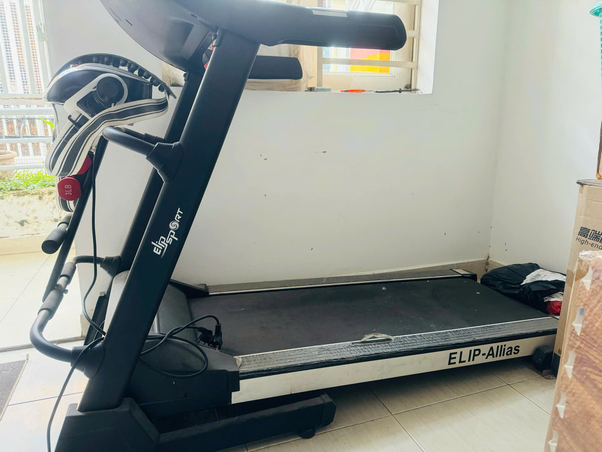 Máy chạy bộ cũ hỏng có thu mua không?